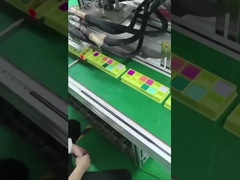 Quinze machines de remplissage de crème ou d'ombrage de cosmétiques de couleur avec bande transporteuse d'eau de 3000x200 mm