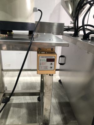 SUS304 Machine de remplissage de plateau tournant pour ligne de production automatique personnalisée