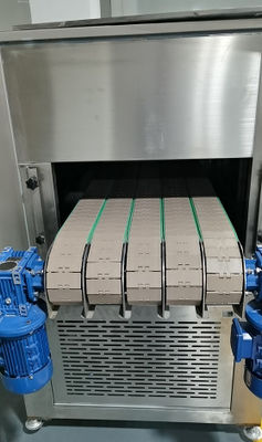 Machine de remplissage de crème cosmétique entièrement automatique à cinq voies