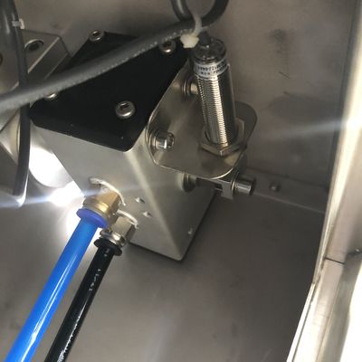 Masque à hydrogel sous pression verticale et machine de remplissage à lèvres pour remplissage quantitatif