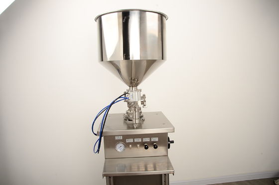 Machine de remplissage de glace à coussin d'air BB 30-50 bouteilles/min Machine de remplissage de base de maquillage Matériau en acier inoxydable