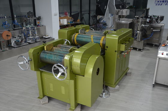 S260 Matériau de rouge à lèvres à trois rouleaux 380V 220V 50Hz