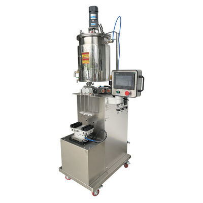 Machine de remplissage à double tête de mascara et de glossaire à lèvres