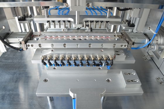 Machine automatique de démoulage de moisissures en aluminium à manche en silicone à 12 trous