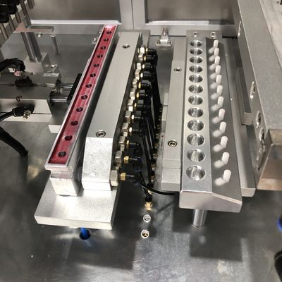 Machine automatique de démoulage de moisissures en aluminium à manche en silicone à 12 trous