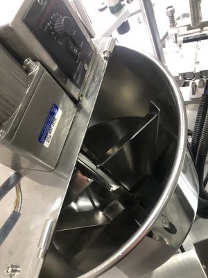 Machine de remplissage de plateaux à rouleaux pour yeux liquides en acier inoxydable 304