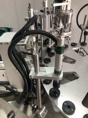 Machine de remplissage de plateaux à rouleaux pour yeux liquides en acier inoxydable 304